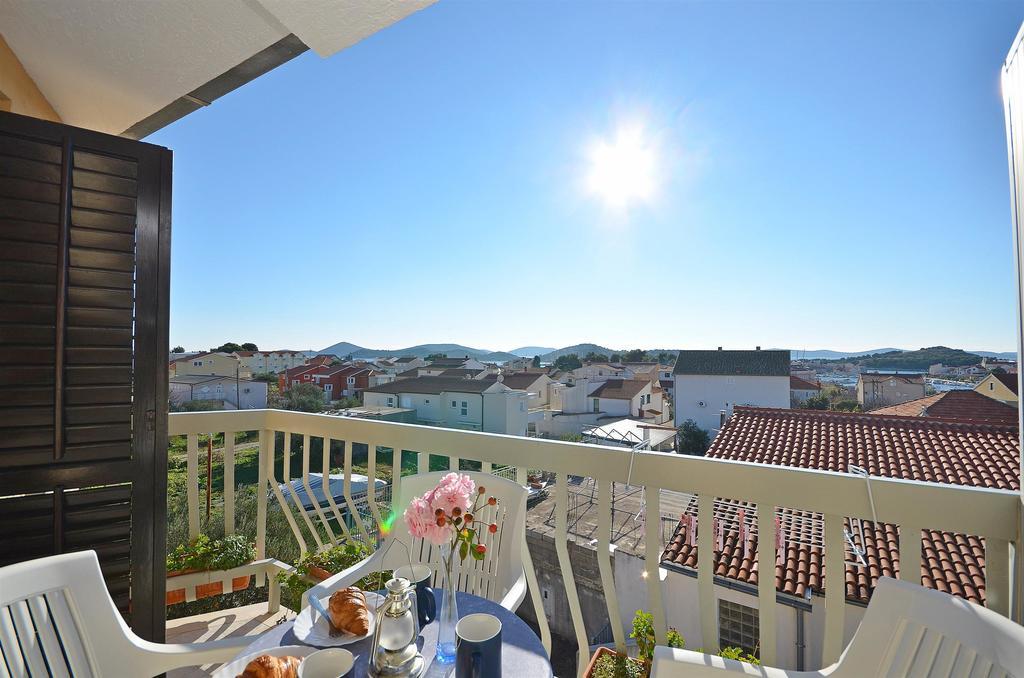 Apartments Mira Tribalj Εξωτερικό φωτογραφία