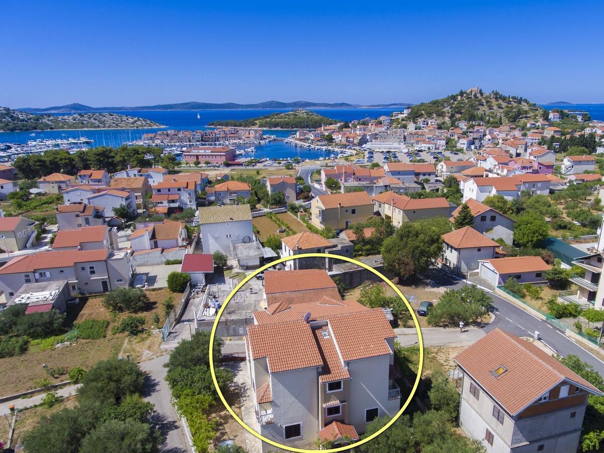 Apartments Mira Tribalj Εξωτερικό φωτογραφία